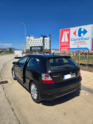 Honda Civic 2004