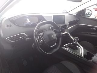 PEUGEOT 3008 ACTIVE 1.2 130CV  2019