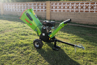 Alquiler triturador de ramas de 15cv