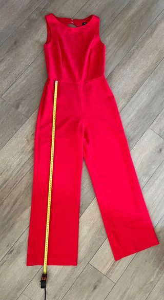 Mono rojo talla 38