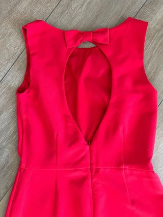 Mono rojo talla 38