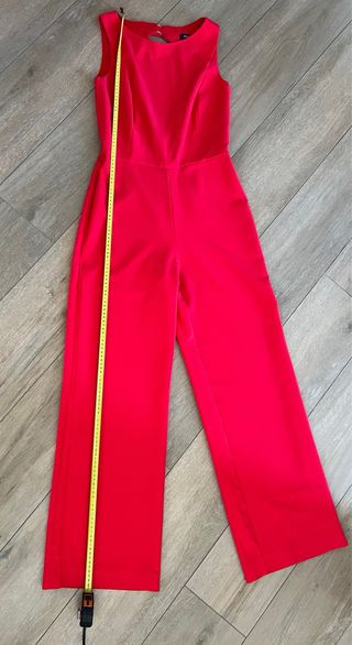 Mono rojo talla 38