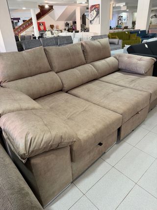 Sofá Cama 3 Plazas con Taburetes y arcón