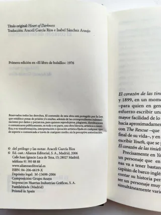 LIBRO EL CORAZÓN DE LAS TINIEBLAS DE JOSEPH CONRAD