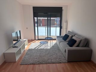 Sofá 3 plazas gris IKEA + cojines