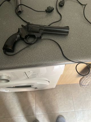 Pistola de juguete negra