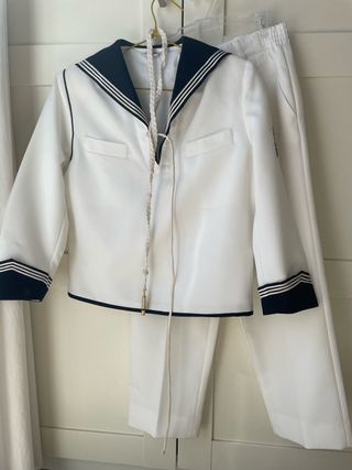 Traje Comunión Marinero Blanco y Azul MarcaBusStop