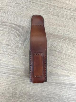 Funda de cuero para navaja