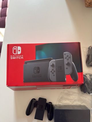 Nintendo Switch Console Nera
