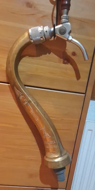 Grifo bronce cerveza el aguila