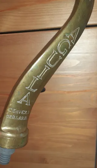 Grifo bronce cerveza el aguila