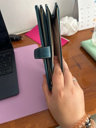 Bolso de mano azul verdoso