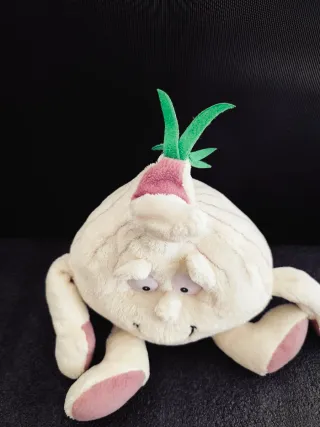 Lote 3 Peluches: Cebola, Cão e Hipopótamo
