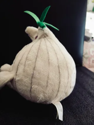 Lote 3 Peluches: Cebola, Cão e Hipopótamo