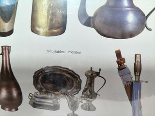 Raccolta di strumenti musicali e oggetti antichi