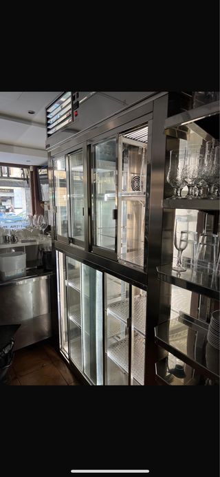Vinoteca profesional para restaurante