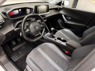 Peugeot 2008 2021