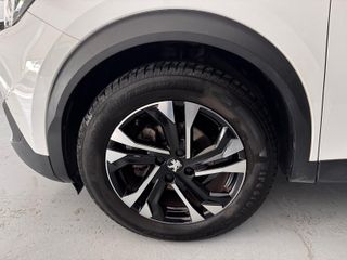 Peugeot 2008 2021