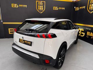 Peugeot 2008 2021