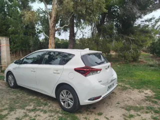 Toyota Auris 2015