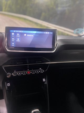 Peugeot 208 2024