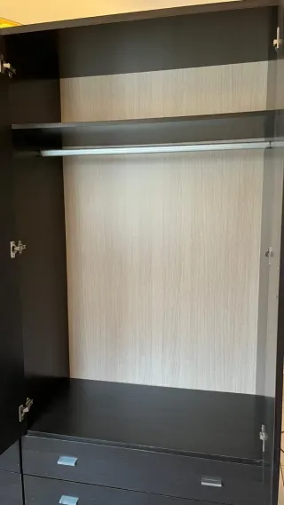 Armario 4 puertas 2m x 2m