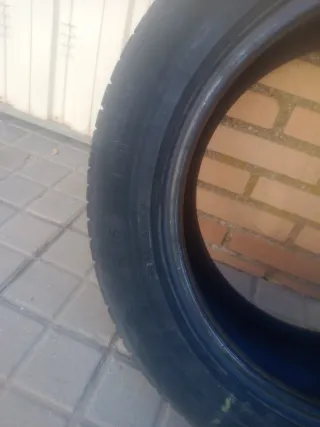 3 Ruedas: 2 Michelin y 1 Firestone