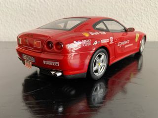 Ferrari 612 Scaglietti 1:18 Hot Wheels Elite