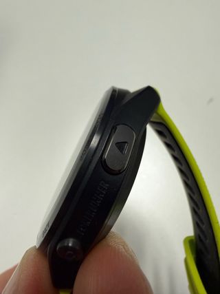 Reloj Garmin Forerunner 965 Negro/Amarillo