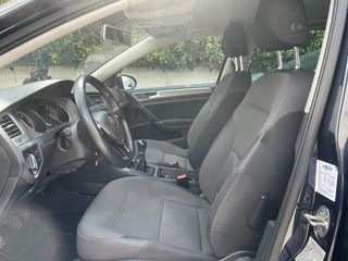 DESDE 265 € AL MES SIN ENTRADA GOLF DIESEL VARIANT