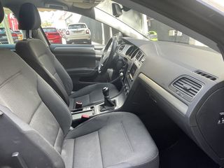 DESDE 265 € AL MES SIN ENTRADA GOLF DIESEL VARIANT