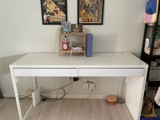 Manitas en Marbella. Muebles, TV, cuadros. Pro