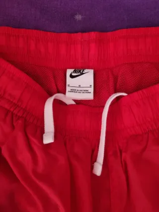 Chandal cortavientos Nike Rojo