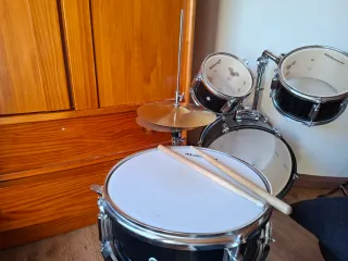 Batería Acústica Millenium Negra