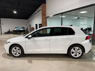 VOLKSWAGEN GOLF 8 LIFE 2.0 TDI 115 CV 5P 6 VEL.