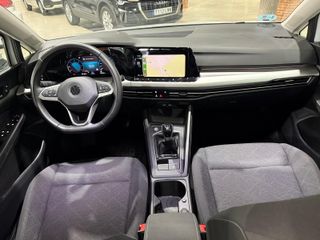 VOLKSWAGEN GOLF 8 LIFE 2.0 TDI 115 CV 5P 6 VEL.