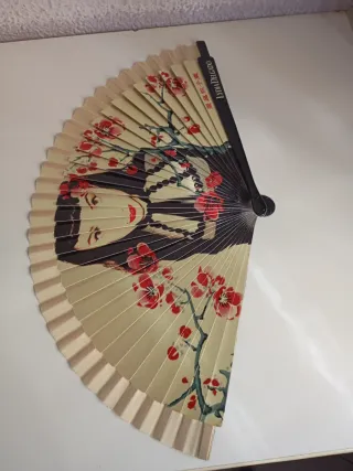 Abanico Lydia Delgado estampado floral