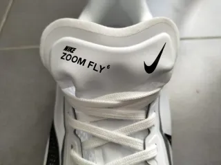 Nike Air zoom Fly 6 Negras y Blancas Sin estrenar