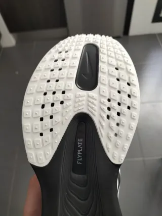 Nike Air zoom Fly 6 Negras y Blancas Sin estrenar
