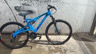 Bicicleta de Montaña Azul