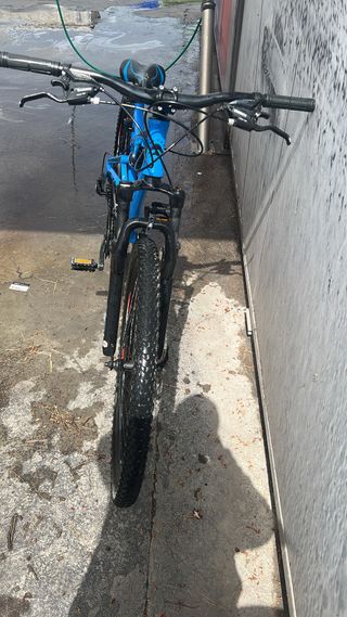 Bicicleta de Montaña Azul