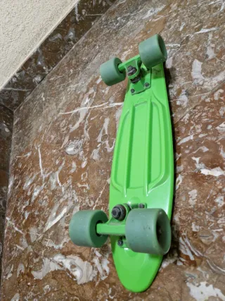 Skate Mini Verde Poco Uso