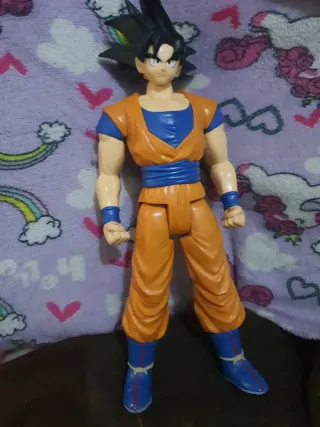 Muñeco de acción Goku