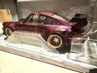 Porsche 911 RWB 1:18