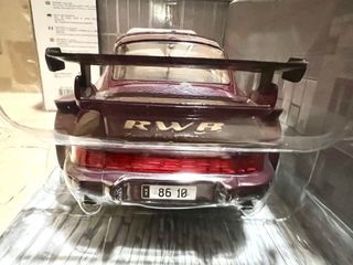 Porsche 911 RWB 1:18