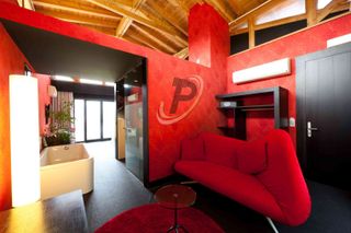 HOTEL RESTAURANTE ELLAURI 781 m2 ZEANURI BIZKAIA