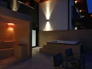 HOTEL RESTAURANTE ELLAURI 781 m2 ZEANURI BIZKAIA