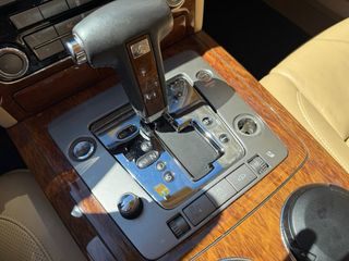 Volkswagen Phaeton 2012