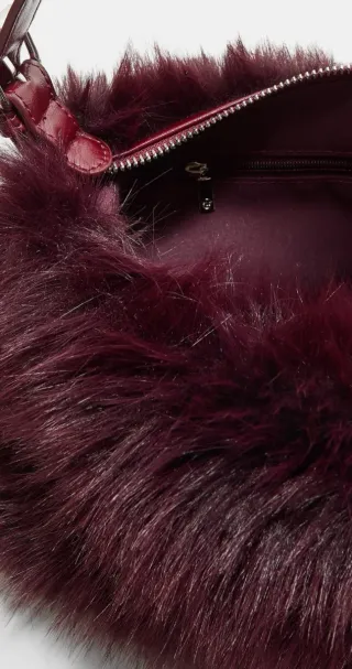 Bolso "Stradivarius"