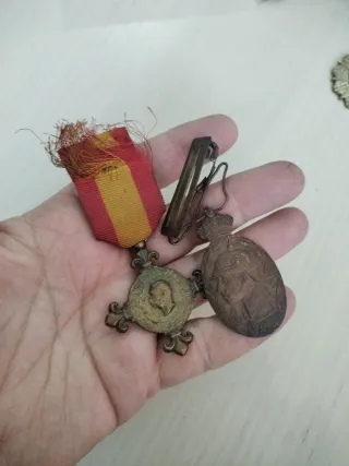 Lote de medallas militares